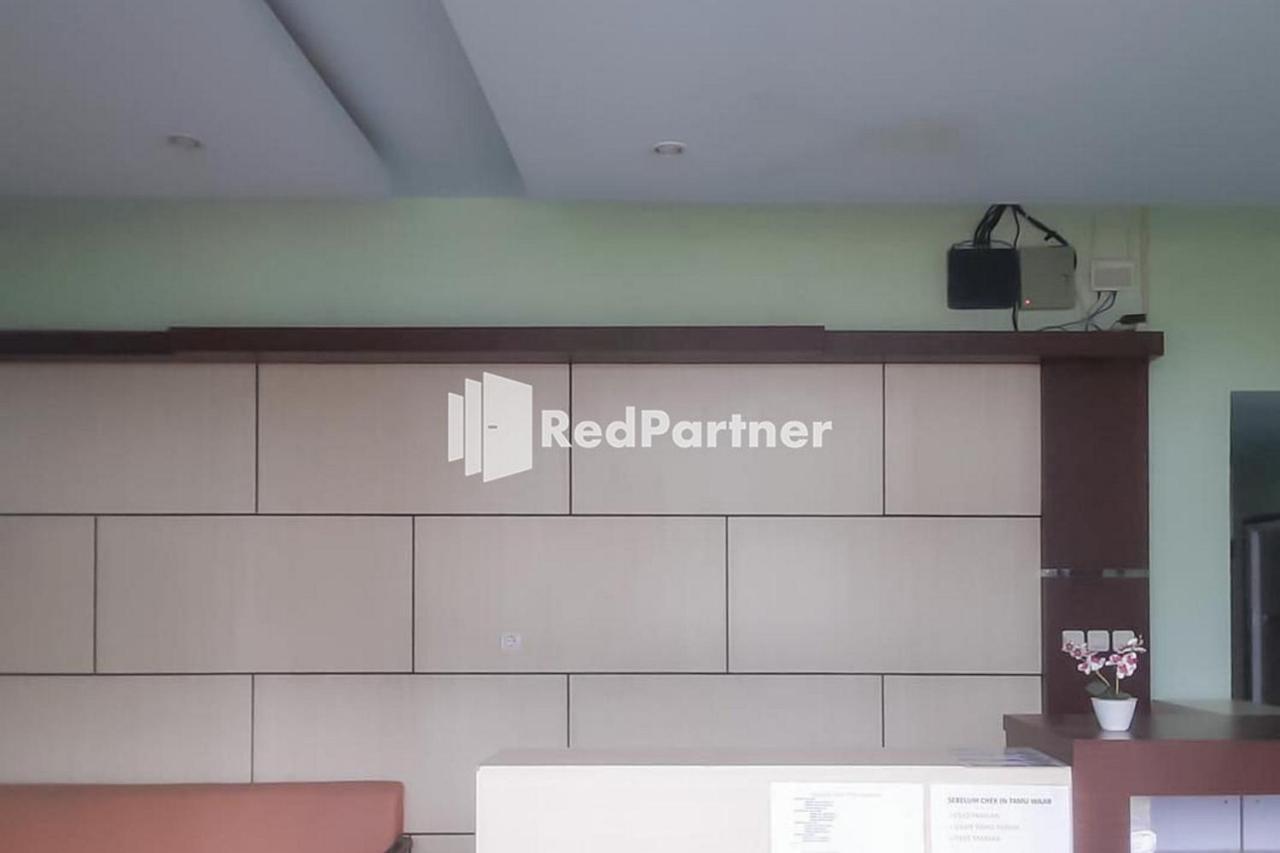 Guest House Anak Raja Pangkalan Bun Syariah Mitra Reddoorz Eksteriør billede